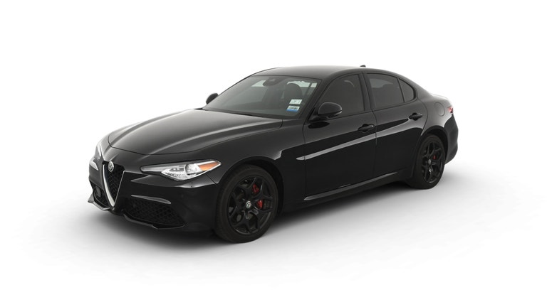 2020 Alfa Romeo Giulia vehicle photo