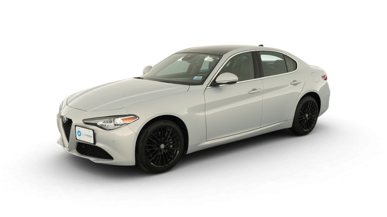 2020 Alfa Romeo Giulia vehicle photo