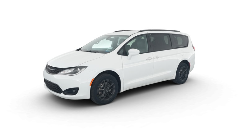 2020 Chrysler Pacifica vehicle photo