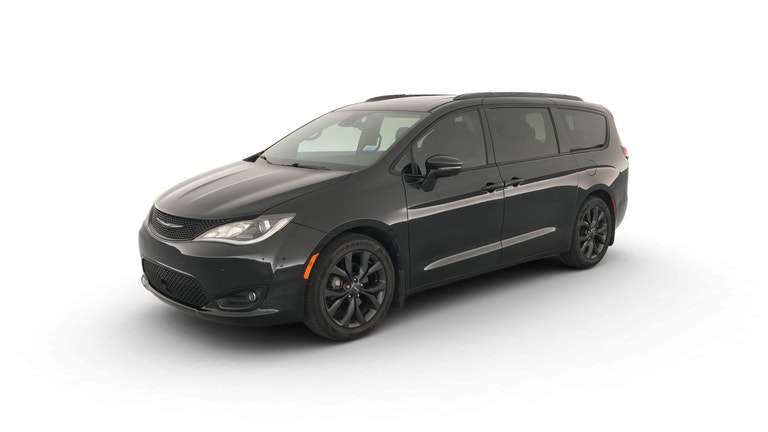 2020 Chrysler Pacifica vehicle photo