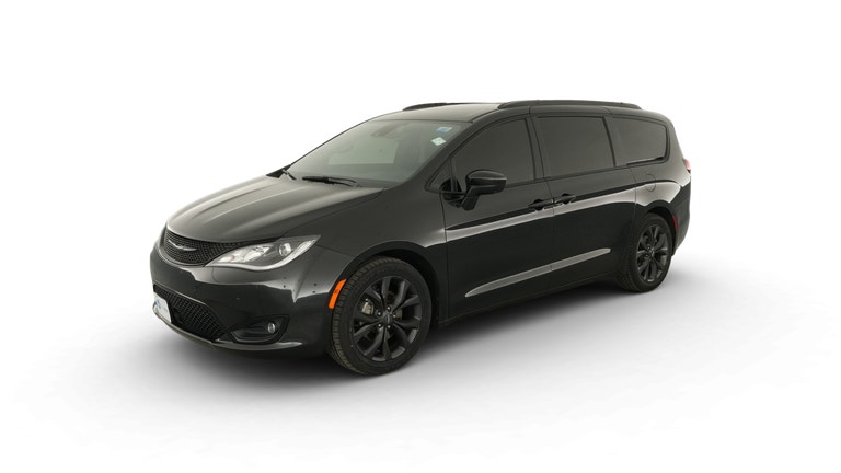 2020 Chrysler Pacifica vehicle photo
