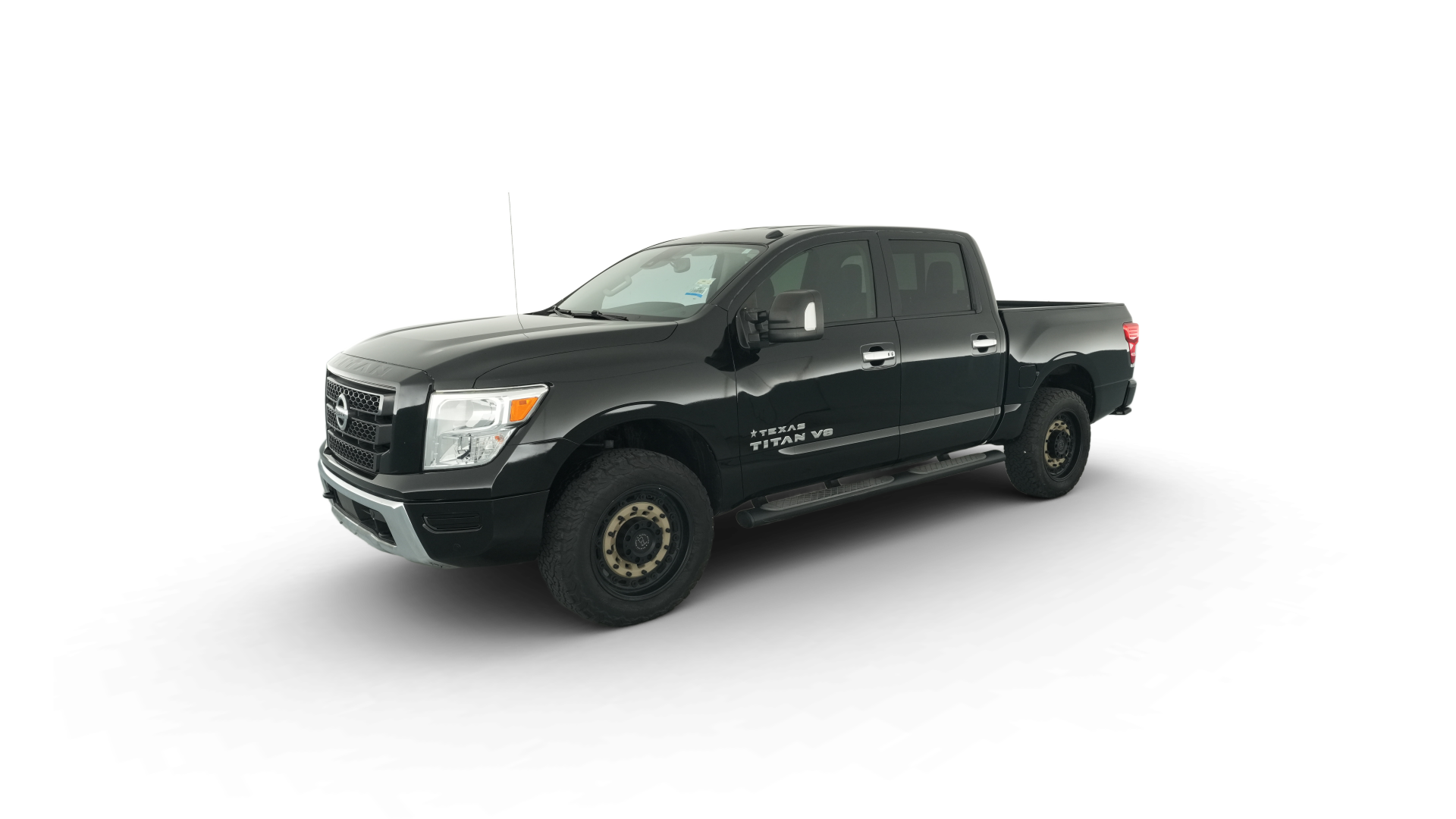 2020 Nissan Titan Crew Cab vehicle photo