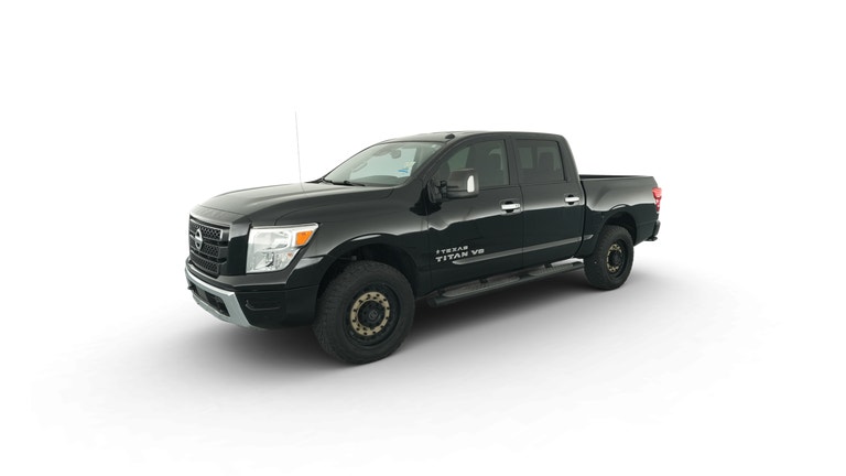 2020 Nissan Titan Crew Cab vehicle photo