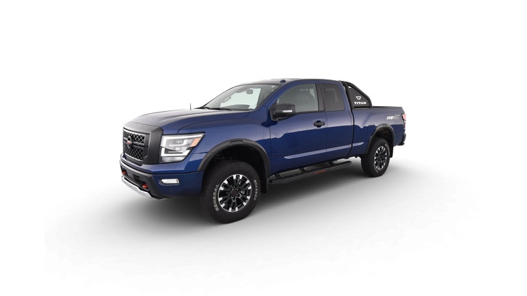 2020 Nissan Titan King Cab vehicle photo