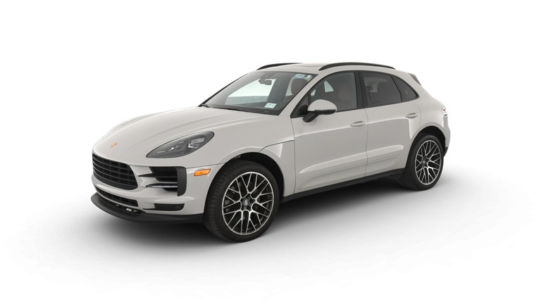 2020 Porsche Macan vehicle photo