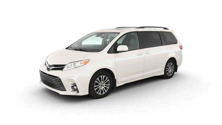 2020 Toyota Sienna vehicle photo