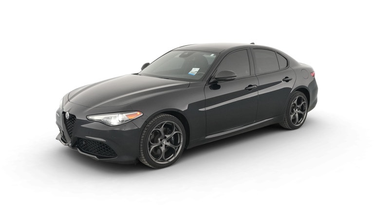 2021 Alfa Romeo Giulia vehicle photo