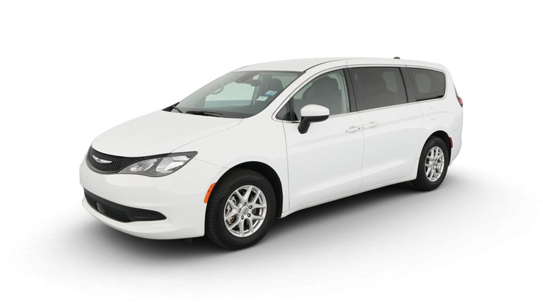 2021 Chrysler Voyager vehicle photo