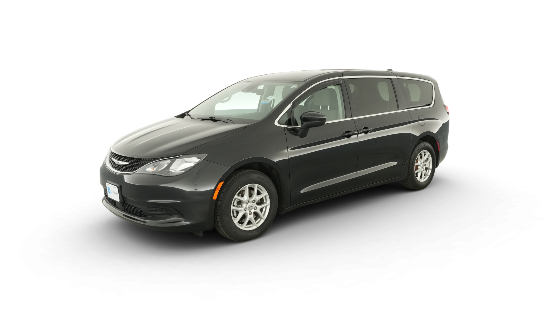 2021 Chrysler Voyager vehicle photo