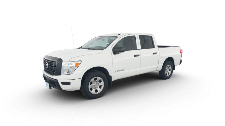 2021 Nissan Titan Crew Cab vehicle photo