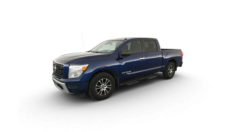 2021 Nissan Titan Crew Cab vehicle photo