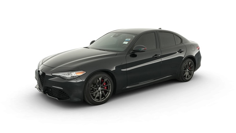 2022 Alfa Romeo Giulia vehicle photo