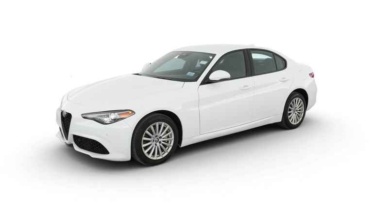 2022 Alfa Romeo Giulia vehicle photo