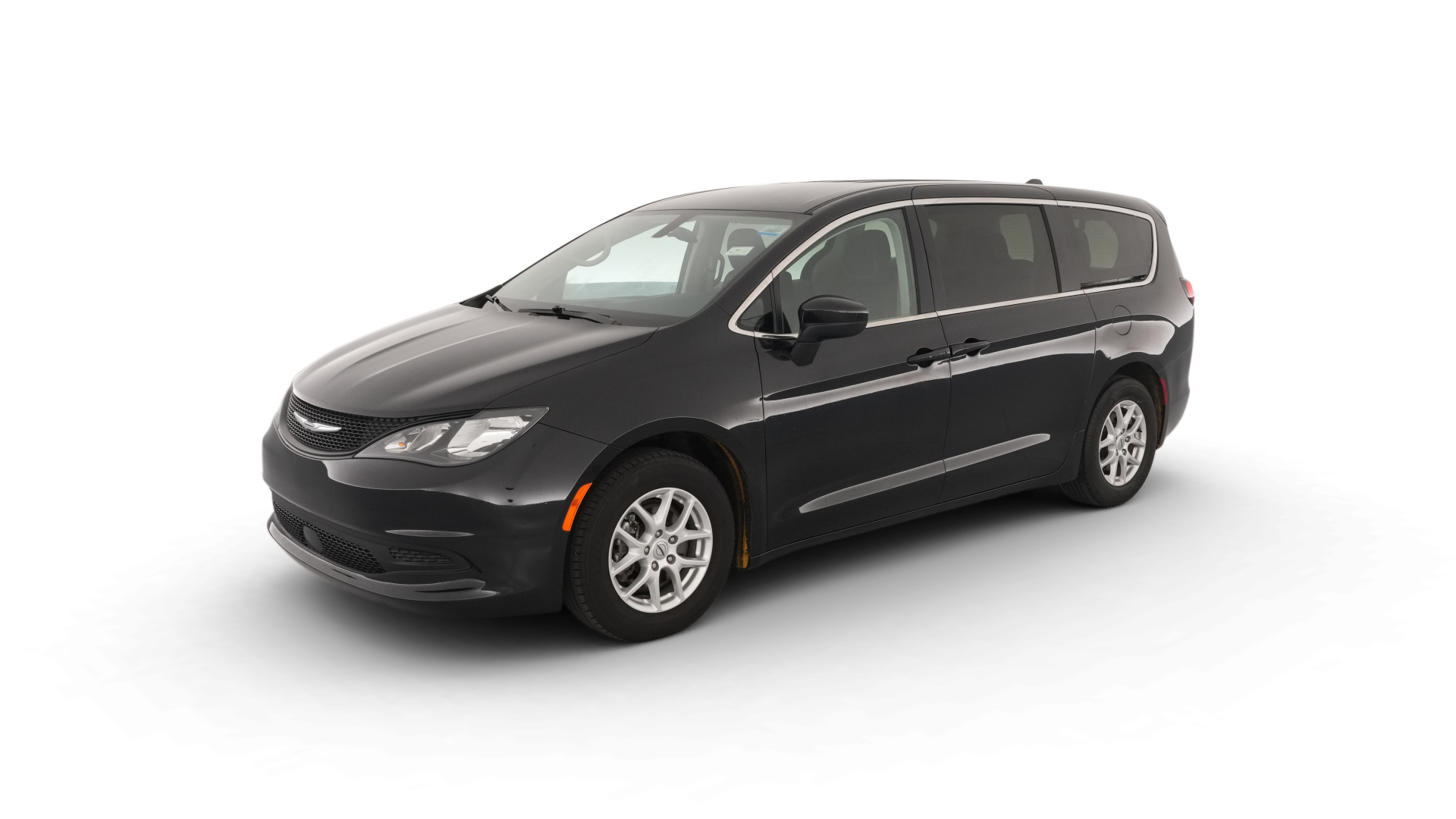 2022 Chrysler Voyager vehicle photo