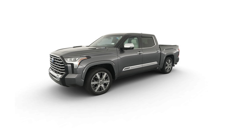 2022 Toyota Tundra Hybrid CrewMax vehicle photo