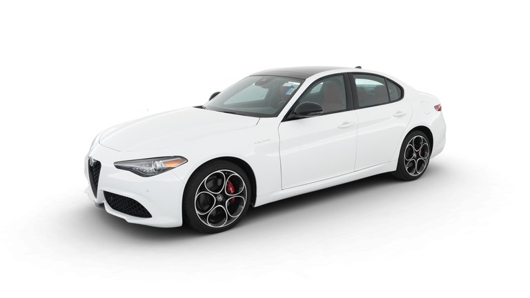 2023 Alfa Romeo Giulia vehicle photo
