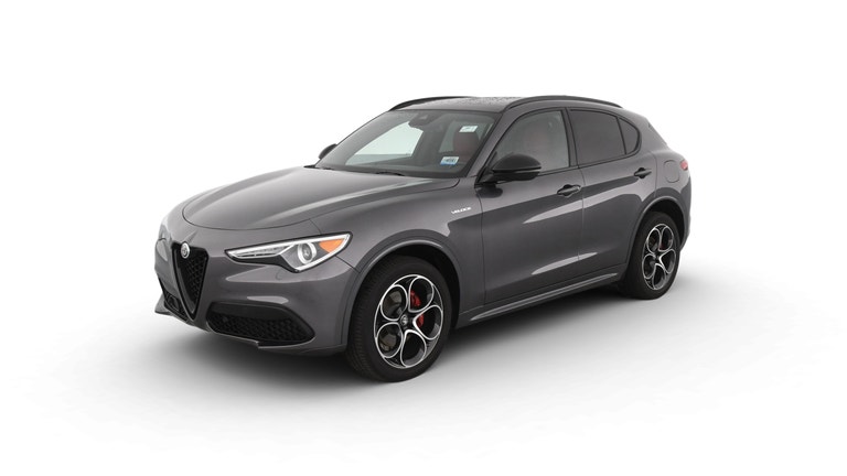 2023 Alfa Romeo Stelvio vehicle photo