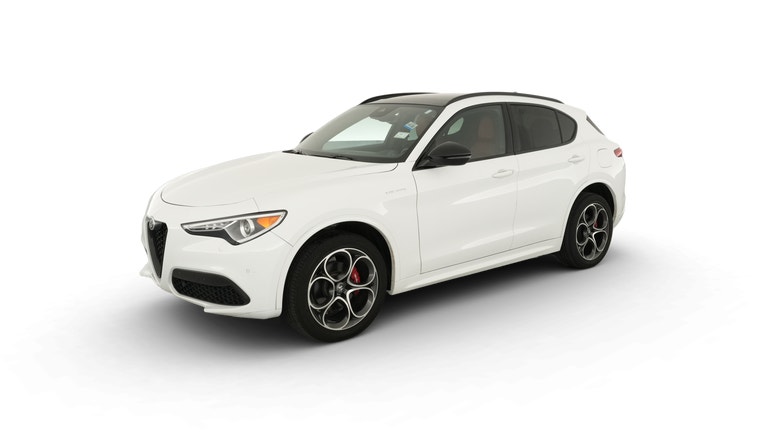 2023 Alfa Romeo Stelvio vehicle photo