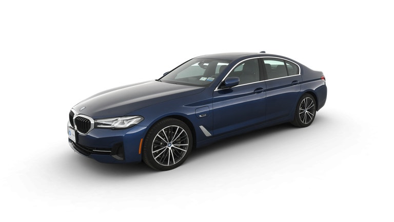 2023 BMW 5 Series vehicle photo