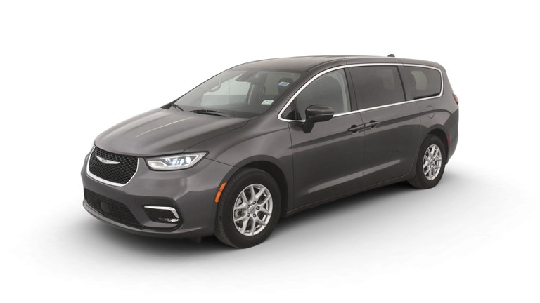 2023 Chrysler Pacifica vehicle photo