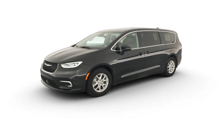 2023 Chrysler Pacifica vehicle photo