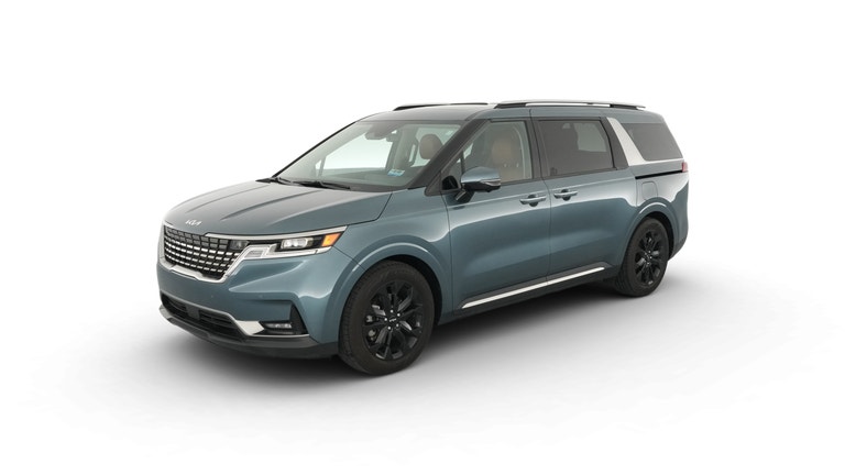 2023 Kia Carnival vehicle photo