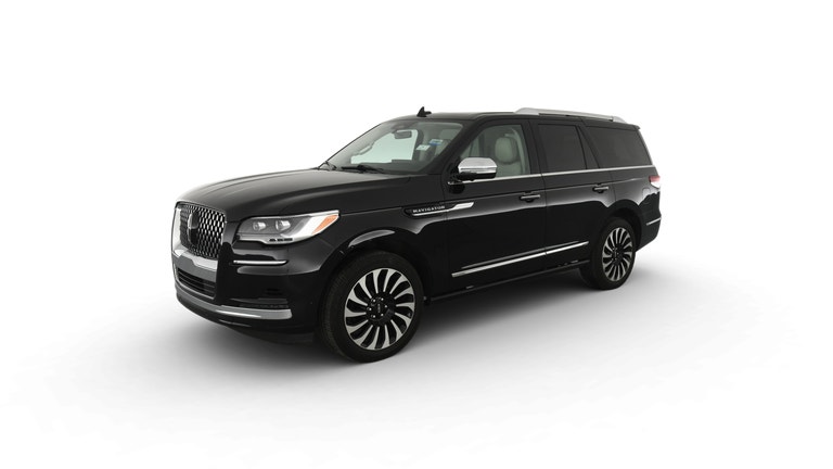 2023 Lincoln Navigator vehicle photo