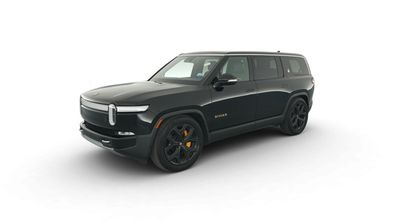 2023 Rivian R1S vehicle photo