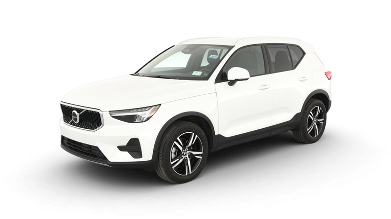 2023 Volvo XC40 vehicle photo