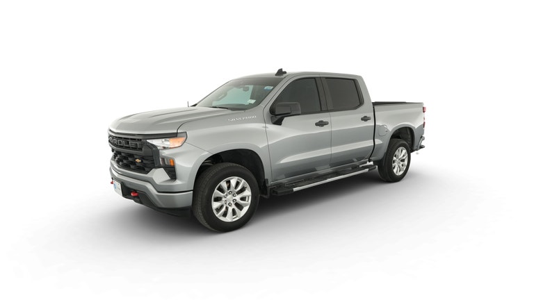 2024 Chevrolet Silverado 1500 Crew Cab vehicle photo