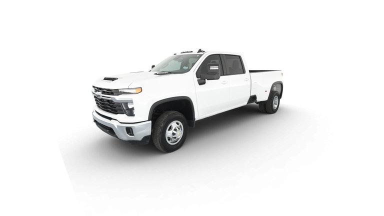 2024 Chevrolet Silverado 3500 HD Crew Cab vehicle photo