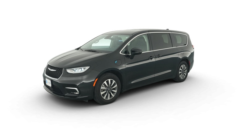 2024 Chrysler Pacifica Hybrid vehicle photo