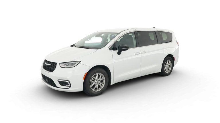 2024 Chrysler Pacifica vehicle photo