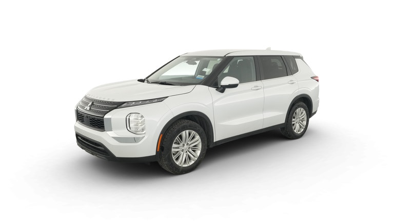 2024 Mitsubishi Outlander vehicle photo
