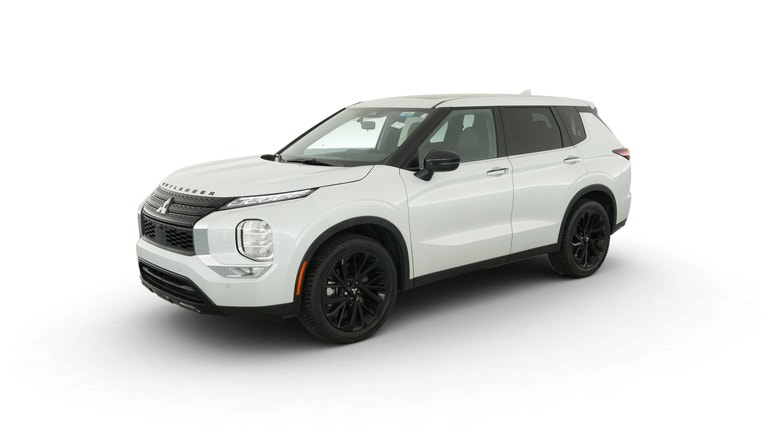 2024 Mitsubishi Outlander vehicle photo