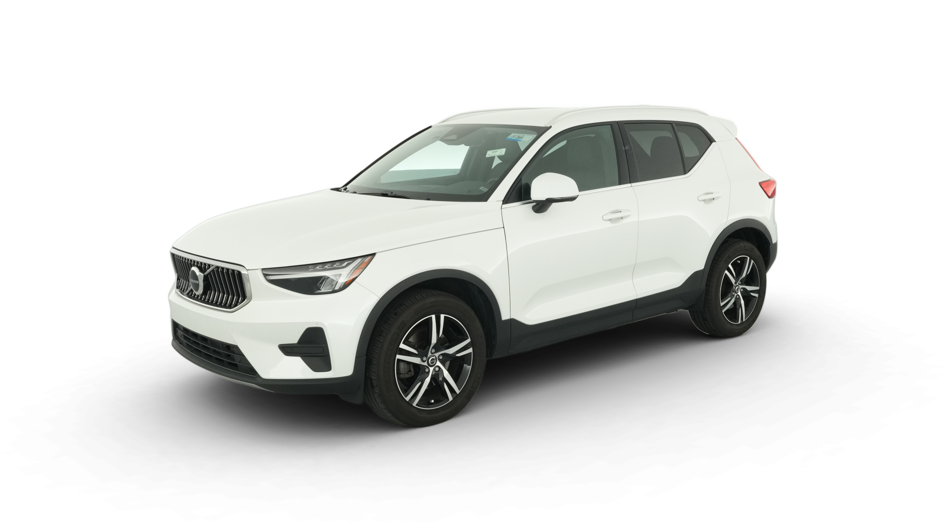 2024 Volvo XC40 vehicle photo