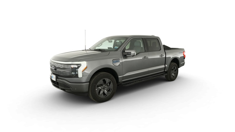 2025 Ford F150 Lightning vehicle photo