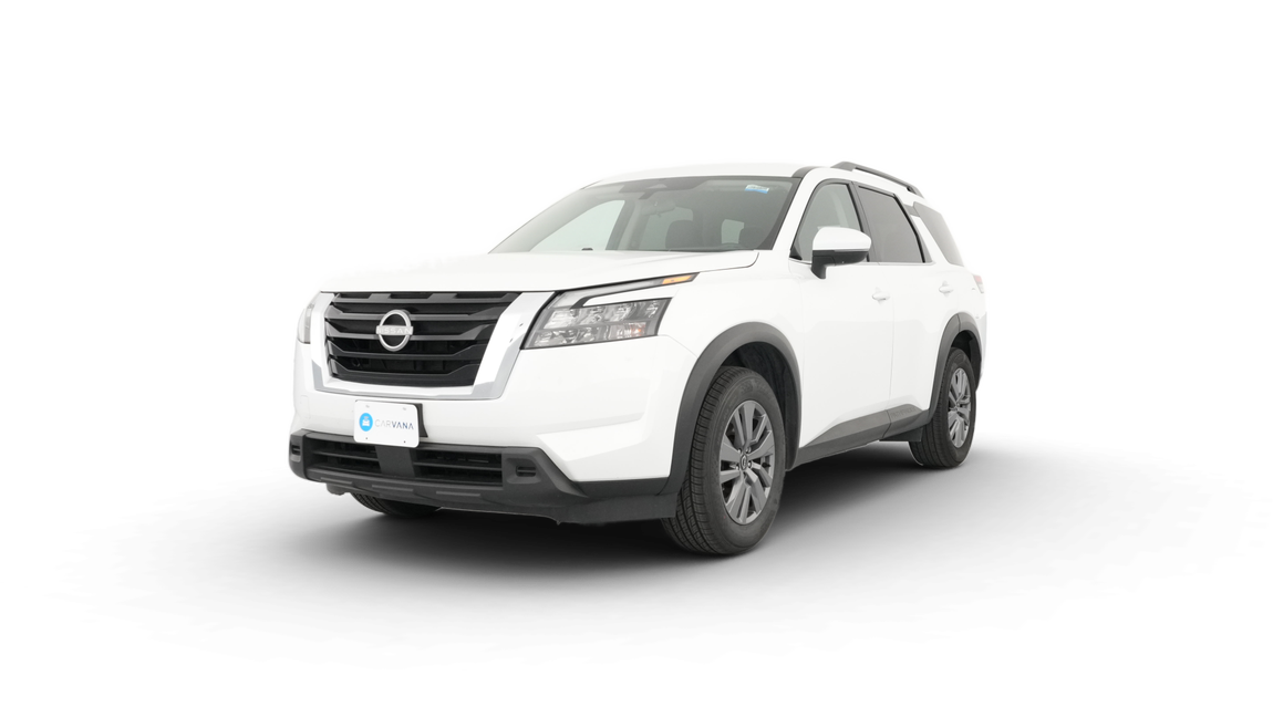 Nissan Pathfinder Mid-Level