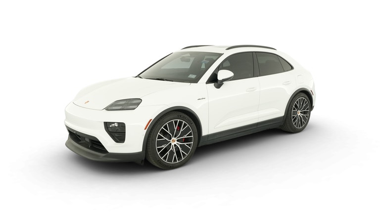 2025 Porsche Macan Electric vehicle photo