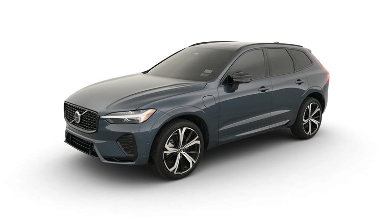2025 Volvo XC60 vehicle photo